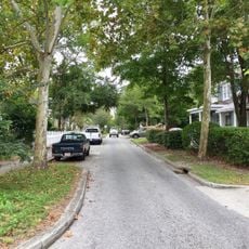 Carolina Place Historic District