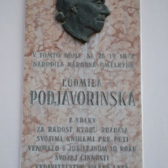1872-1951, spisovateľka, tabuľa pamätná