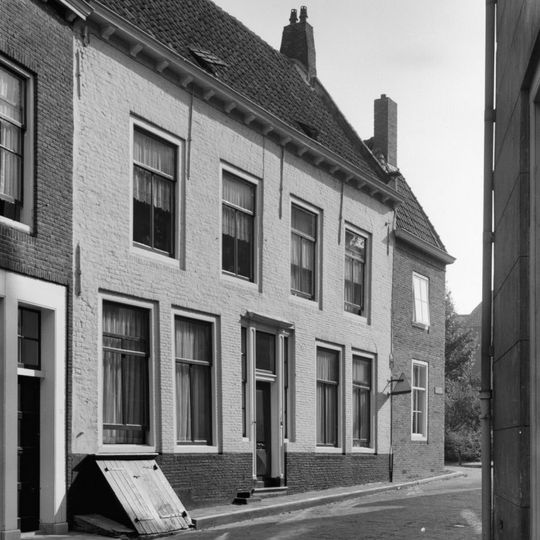 Latijnse Schoolstraat 15, Middelburg