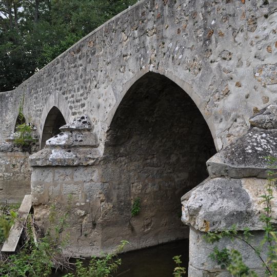 Pont Saint-Pierre d'Évry-Grégy-sur-Yerre