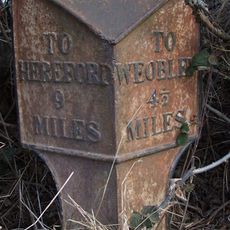 Milepost, N end village