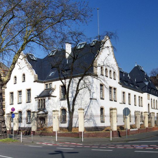 Stabsgebäude der Husarenkaserne Krefeld