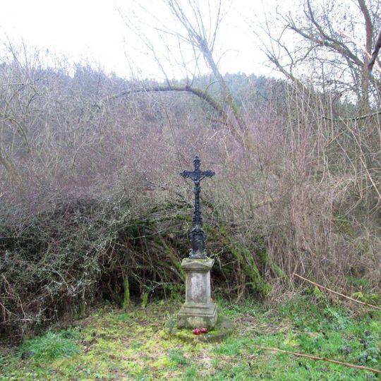 Kříž jižně od Ničové