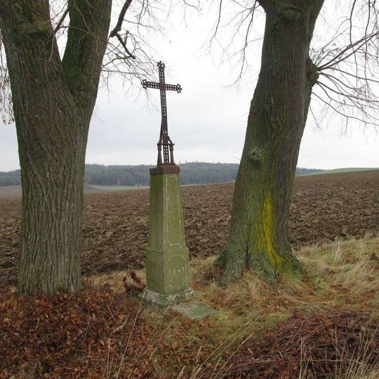 Kříž u Strýčkovic