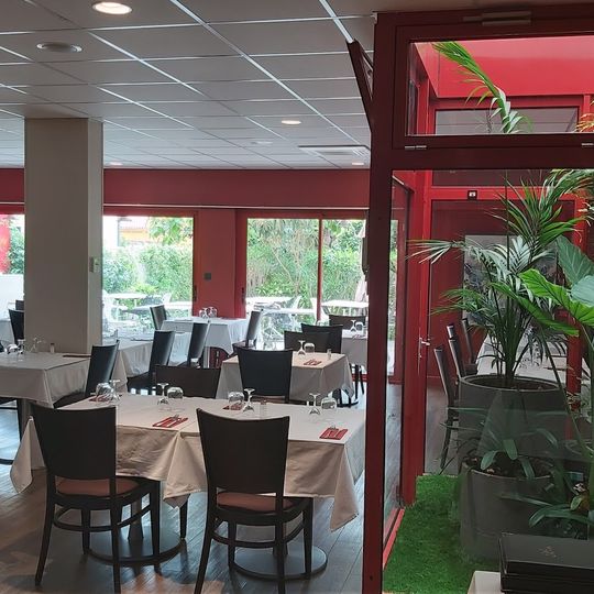 Restaurant Le 8 - Chez Pierre Lo