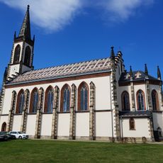 Aloys-Scholze-Straße 2; 4