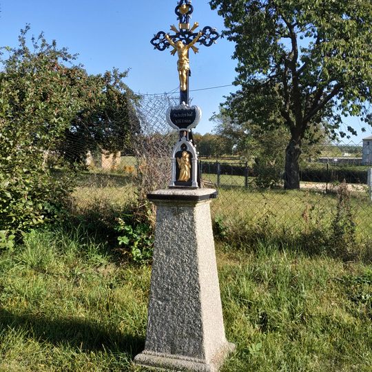 Kříž v severovýchodní části Semněvic