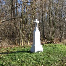 Pamětní kříž na pravém břehu Labe u ústí Skupice