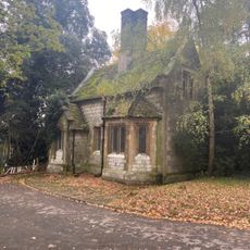 Former gatekeeper's lodge to Wanstead Infant Orphan Asylum (now Snaresbrook Crown Court)