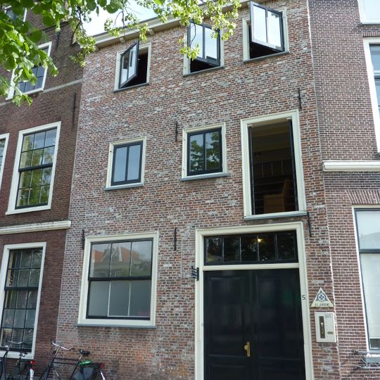 Oude Vest 5, Leiden