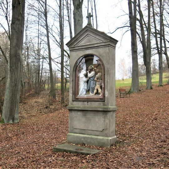 Kaplička IV. zastavení křížové cesty u Cvikova