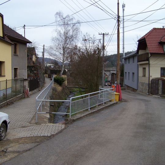 Most silnice III/2408 v Podmoráni přes Podmoráňský potok