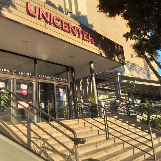 Unicenter Shopping