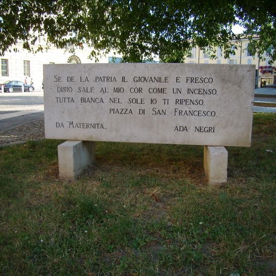 Monumento ad Ada Negri