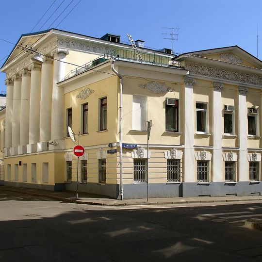 Дом Лаврентьева