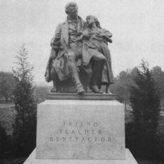 Gallaudet Thomas Hopkins and Alice Cogswell Statue