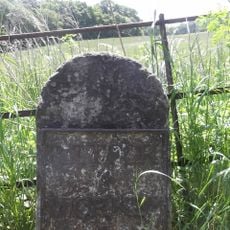 Milestone, Babworth Road, E of Haygarth Manor, between Retford and Babworth cross roads