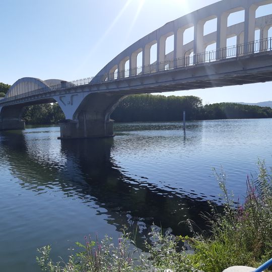 Saônebrücke Thoissey