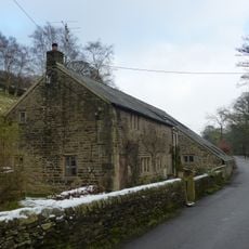 Bankend Farmhouse and barn