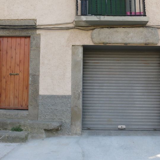 Baixos al Raval de Barcelona, 27