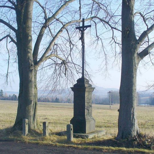 Kříž u silnice ze Šluknova do Kunratic
