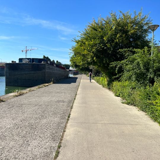 Quai Jean Marie Tjibaou