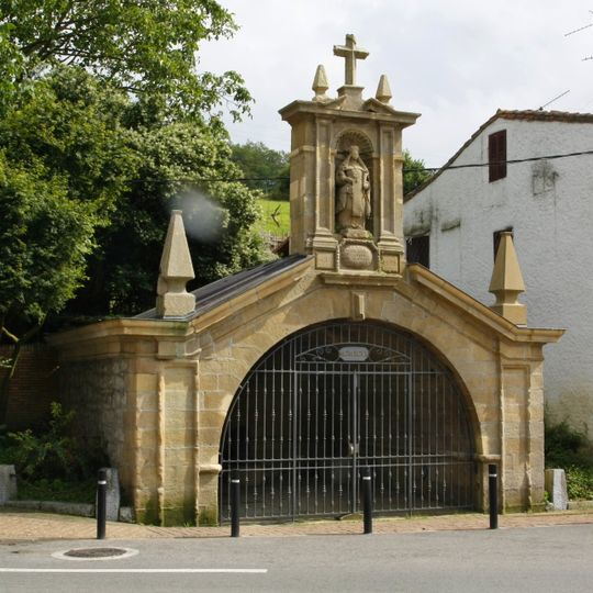Fuente De Santa Elena
