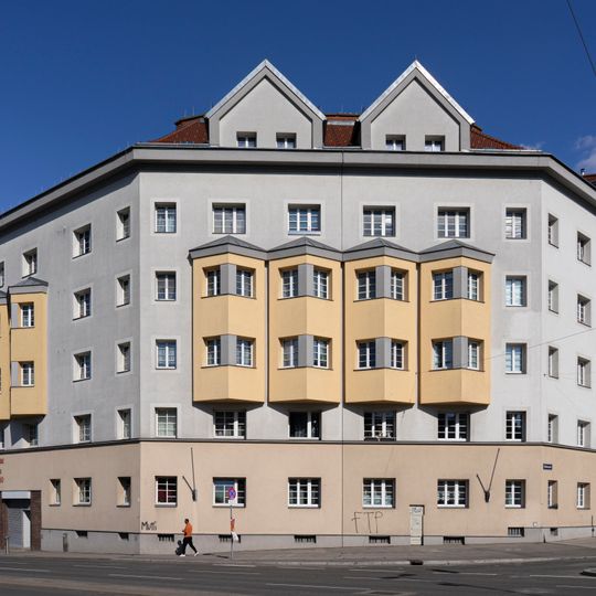 Wohnhausanlage Triester Straße 75-77