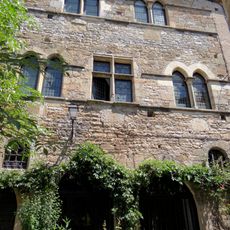 Maison aux anneaux de fer