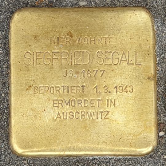 Stolperstein dedicated to Siegfried Segall