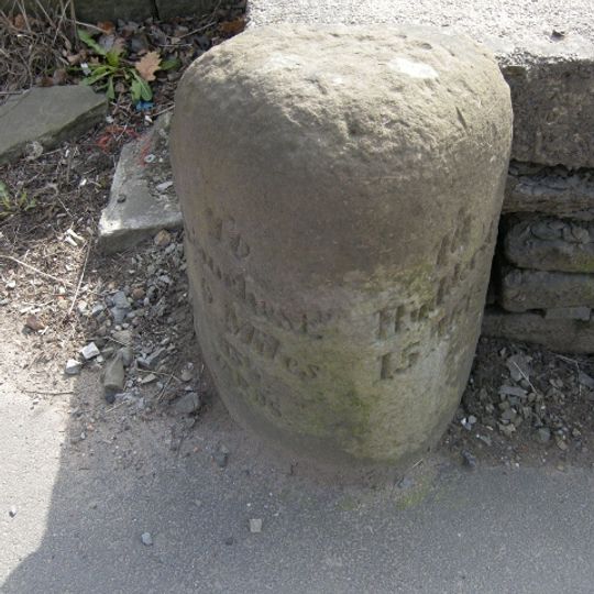 Milestone, ExYW Austerlands, Oldham Road