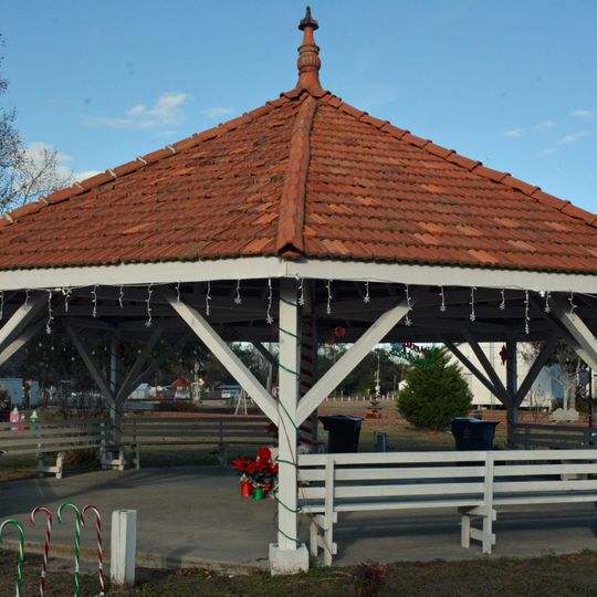 Ludowici Well Pavilion