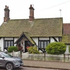 2, Raby Road, Thornton Hough