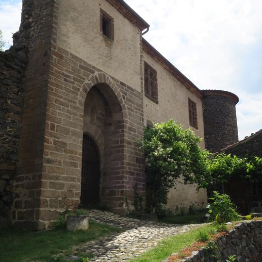 Prieuré-château de Saint-Arcons-d'Allier
