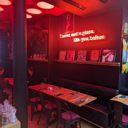 Sonata Pizzeria Invalides