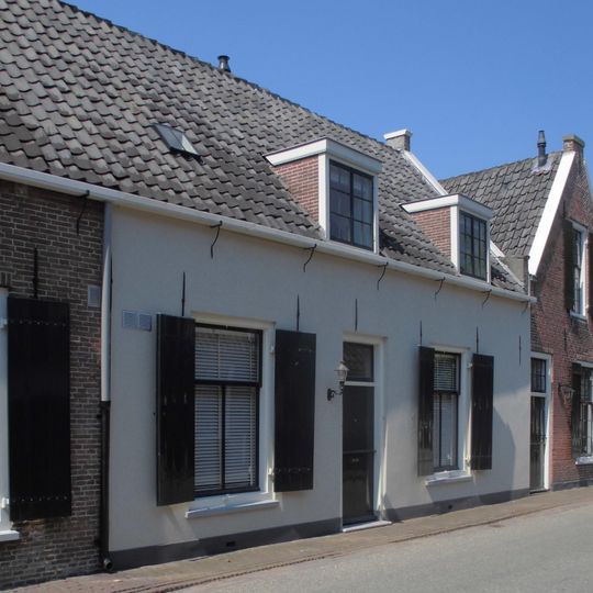 Oud Over 9, Loenen aan de Vecht