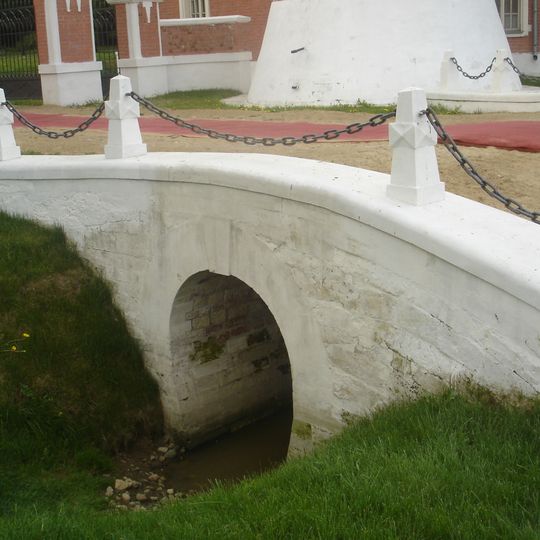 Въездной мост