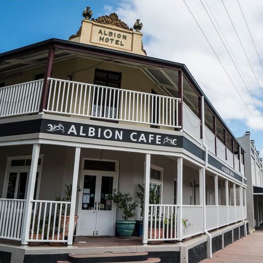 Albion Hotel, Braidwood