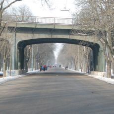 Brücke über die Hauptallee