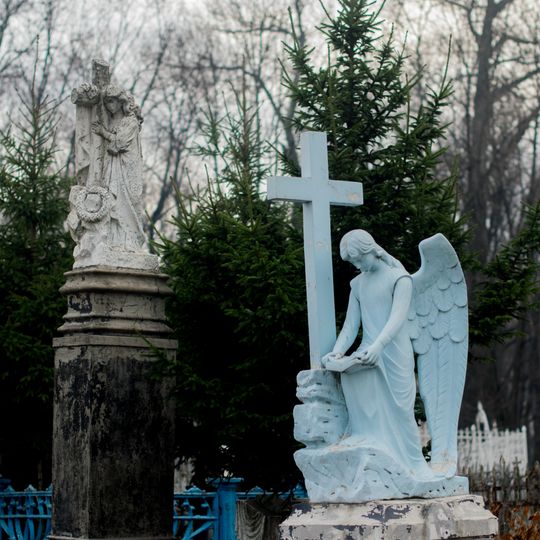 Cimetière de Tous-les-Saints de Toula