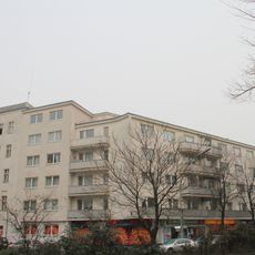 Sonnenallee 21–23, Friedelstraße 2, Reuterstraße 64