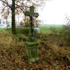 Kříž u polní cesty severně od Úhořilky