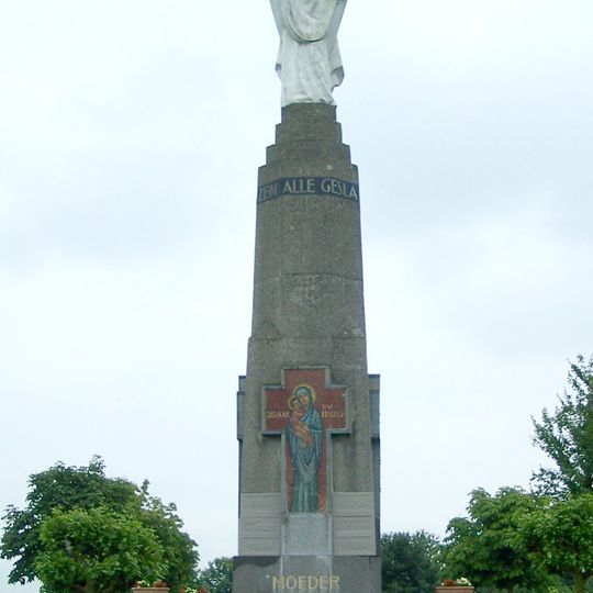 Maria monument
