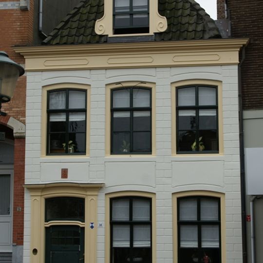 Grote Markt 14, Hulst