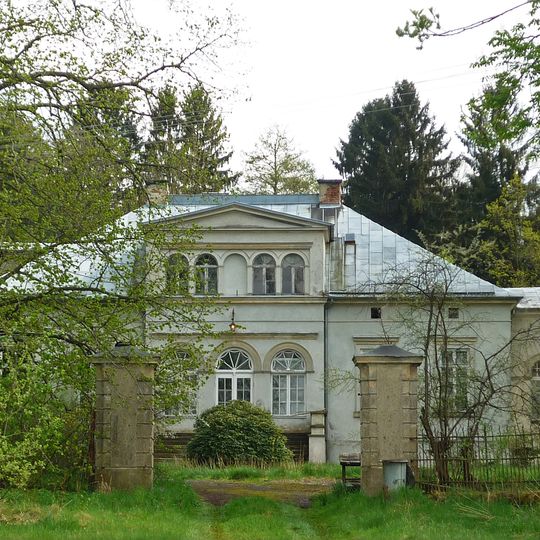 Palace in Grabiszyce Górne