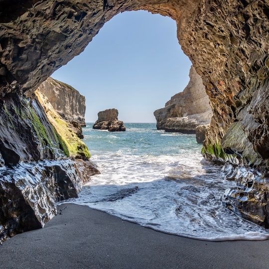 Shark Fin Cove Beach