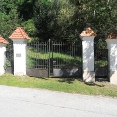 Toranlage zur Burg Forchtenstein