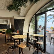 Estos tejados en altura en Niza que dominan el casco antiguo o el mar