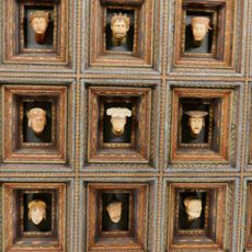 Wawel heads
