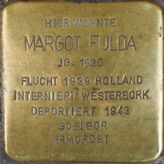 Stolperstein en memoria de Margot Fulda